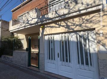 Casa de 4 ambientes, Pergamino · Casa de 2 Plantas, Echevarria Al 400, Centro de La Ciudad de Pergamino