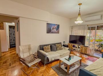 Departamento de 4 ambientes, Belgrano · 4 Amb C/dep Al Frente con Balcón y Cochera
