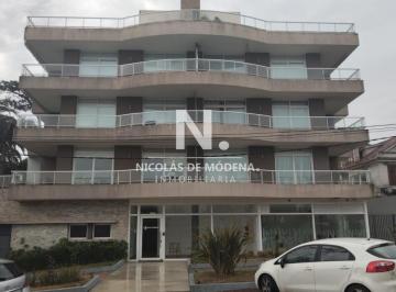 Foto1 · Vende Apartamento de 1 Dormitorio Mansa, Punta del Este.