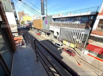 Departamento · 25m² · 1 Ambiente · Departamento con Balcon Apto Profesional en Centro de Morón. San Martin Al 100