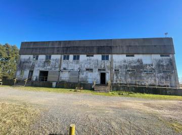 Bodega-Galpón · 2000m² · Frigorífico de Pescados - Autopista a Buenos Aires - Villa Constitución