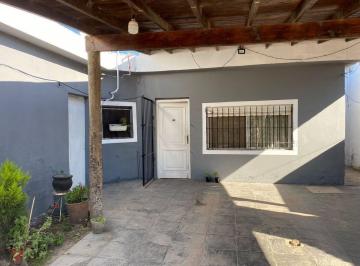 Casa · 90m² · 3 Ambientes · 1 Cochera · Oportunidad Casa en Venta + Departamento