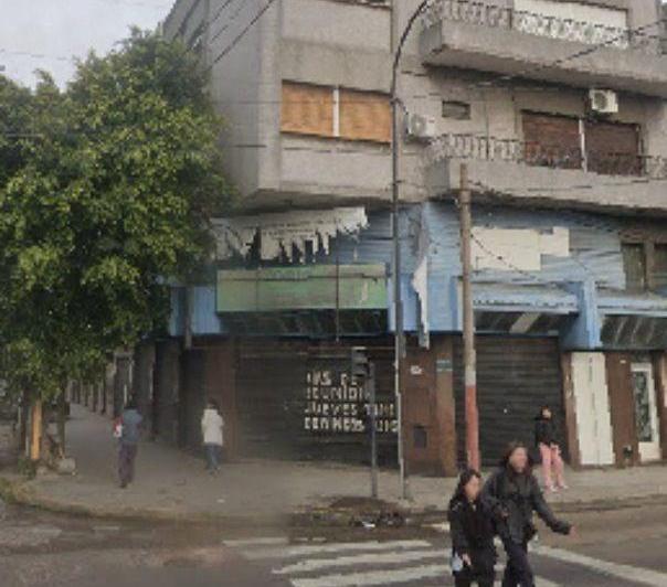 Local comercial · 204m²