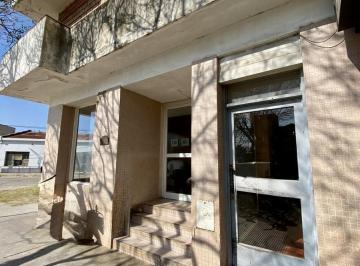 Departamento · 90m² · 5 Ambientes · Departamento en Totoras 3 Dorm en Venta