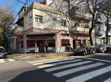 Local comercial de 2 ambientes, San Cristobal · Local Esquina con Vivienda S/expensas Gastronomia