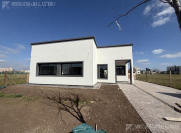 Casa · 156m² · 5 Ambientes · Casa Venta en San Pablo