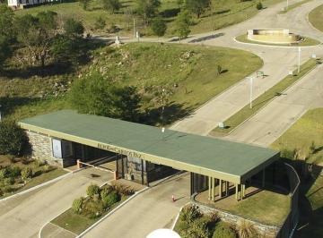 Terreno , Villa Carlos Paz · Terrenos Financiados Hasta 24 Meses en Altos de Carlos Paz Country. Oportunidad. Desde Usd 32.000.