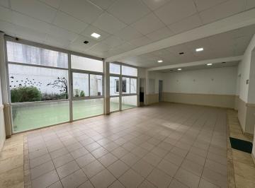 Local comercial · 70m² · Local en Planta Baja. Alquiler por 12 Meses