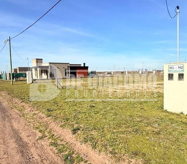 Terreno · 300m²