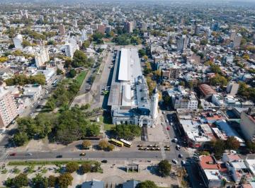 Terreno · 4000m² · Venta Importante Terreno de 1200 m² Pb + 8 Pisos Luis Agote
