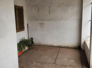 Casa · 68m² · 3 Ambientes · 1 Cochera · Amenabar Al 3200 Venta de Casa 2 Dorm. en Rosario