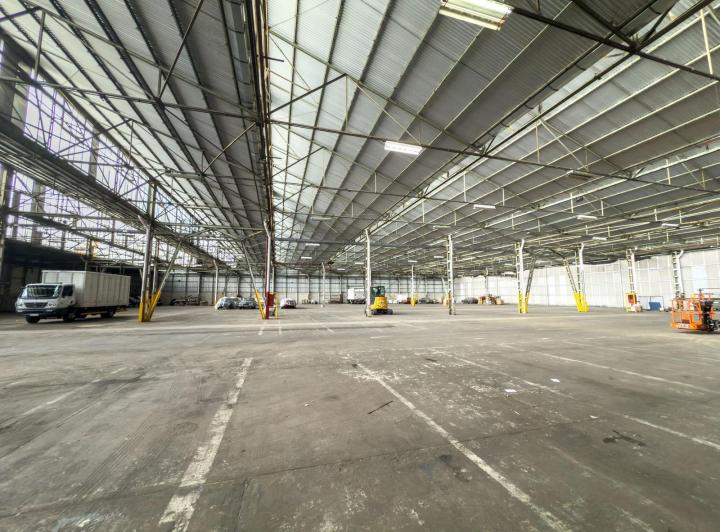 Depósito · 5500m²