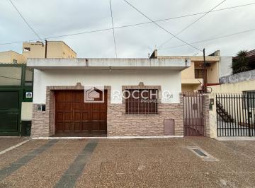 Casa · 85m² · 4 Ambientes · 1 Cochera · Casa 4 Ambientes en Venta Villa Ballester