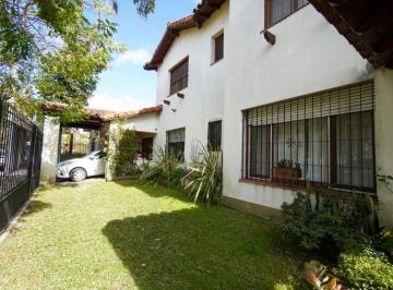 Casa de 7 ambientes, Tres de Febrero · Casa en Venta C/ Cochera en Ciudad Jardín Lomas del Palomar