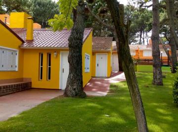 Casa · 47m² · 2 Ambientes · 1 Cochera · Departamento en El Centro de Costa del Este a 2 Cuadras de La Playa