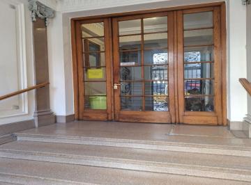 centro-microcentro-venta-departamento-4-ambientes · Excelente 4 Ambientes 2 Baños. Apto Profesional