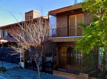 PH · 100m² · 4 Ambientes · 1 Cochera · Venta Santa Genoveva 3 Dorm.