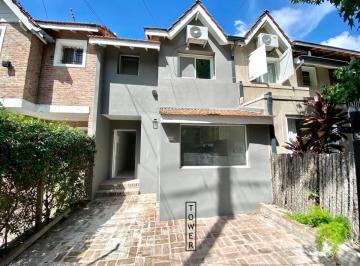 Casa de 4 ambientes, San Isidro · Divino Triplex 5 Amb - 3 Dorm - 2 Baños - Toilet - Play - Jardín - Parrilla