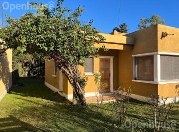 Casa · 73m² · 3 Ambientes · 1 Cochera · Venta Casa a Cuadras del Hospital Austral Pilar Apta Credito