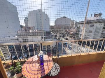 Departamento de 4 ambientes, Monte Castro · Venta PH 4 Ambientes Puro Sol con Doble Balcon