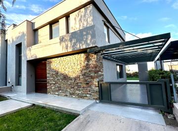 Casa de 3 ambientes, Ciudad de Mendoza · Casa Venta Dalvian