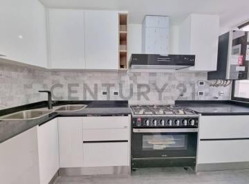 Departamento · 89m² · 4 Ambientes · Venta Departamento 4 Ambientes con Patio!