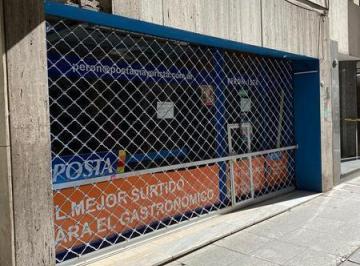 Local comercial · 154m² · 2 Ambientes · Local en Peron 1500 Alquiler Congreso
