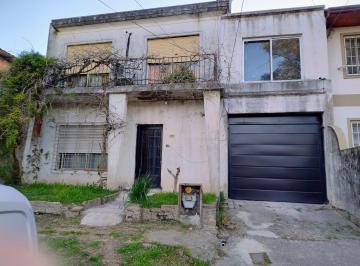 Casa de 4 ambientes, Quilmes · Casa Dos Familias