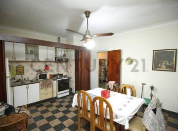 Departamento · 91m² · 3 Ambientes · Departamento en Venta en La Plata con Terraza