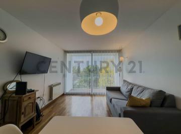 Departamento · 43m² · 2 Ambientes · 1 Cochera · Departamento en Venta en La Plata Frente Al Parque San Martin