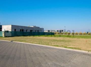 Terreno · 730m² · Lote en Venta en Barrio Cerrado Villalobos Hudson