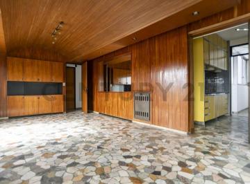 Departamento · 121m² · 6 Ambientes · Departamento en Venta en La Plata de Cuatro Habitaciones