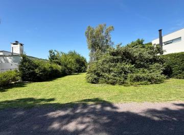 Terreno · 900m² · Lote en Venta en Barrio Cerrado Villa Elisa