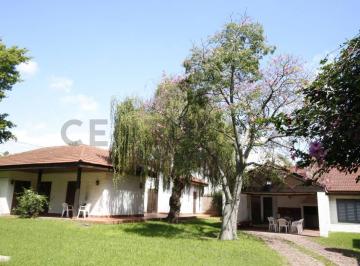 Casa · 224m² · 4 Ambientes · 2 Cocheras · Casas en Venta con Parque en Gonnet