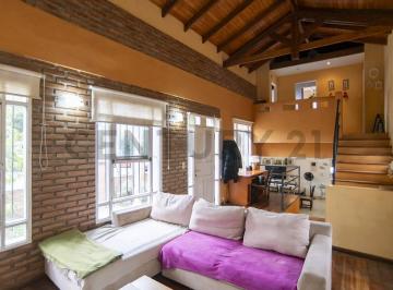 Casa · 300m² · 4 Ambientes · 2 Cocheras · Casa en Venta City Bell Apto Banco