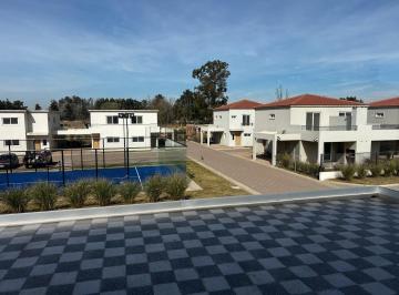Casa · 79m² · 3 Ambientes · 1 Cochera · Casa Dúplex en Alquiler en Chic Village, La Lonja, Pilar