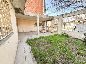 Casa · 110m² · 5 Ambientes · 1 Cochera · Venta Casa Dos Dorm.. Altura Bv. Oroño 5500