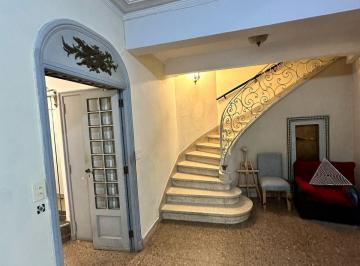 Casa de 6 ambientes, Vicente López · Hermosa Propiedad en Vicente Lopez Av Maipu a Vias a Refaccionar!