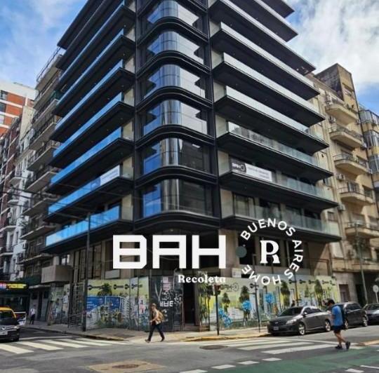 Desarrollo vertical · Bah - Montevideo 910