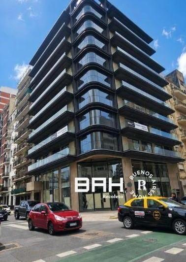 Desarrollo vertical · Bah - Montevideo 910