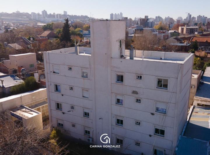 Edificio · 1239m²