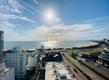 Foto1 · Venta de Apartamento 3 Dorm. en Playa Mansa, Punta del Este.