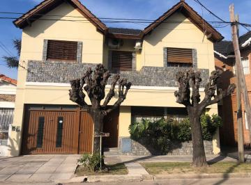 FRENTE · Haedo Sur Excelente Chalet 5/6 Amb Fondo y Garaje 2 Autos