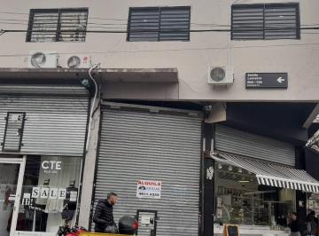 Local comercial , Flores · Local Comercial de 41 m² en Alquiler en Flores Norte