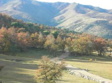 Terreno · 2432m² · Lote en Venta en Estancia Los Ñires, San Martin de Los Andes
