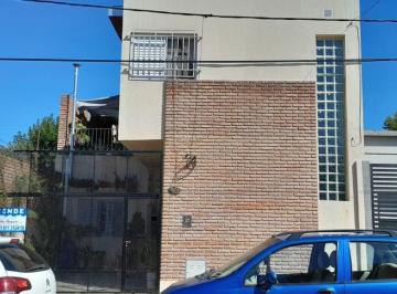 Casa · 100m² · 3 Ambientes · 1 Cochera · Casa en Zona Sur Barrio Saladillo