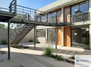 Departamento de 3 ambientes, Maipú · Departamento en Venta C/ Cochera en Maipú