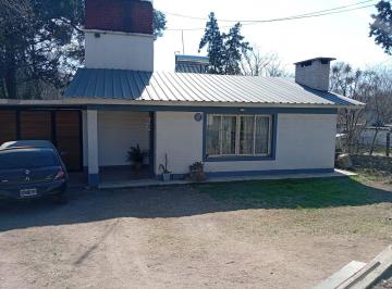 Casa · 135m² · 3 Dormitorios · 2 Cocheras · Casa en Venta