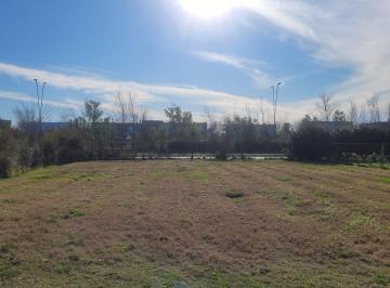 Terreno · 645m² · Puertos - Lote Interno en Venta - Barrio Acacias