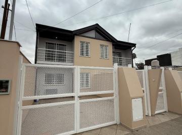 Casa · 120m² · 3 Ambientes · 1 Cochera · Venta Duplex Merlo